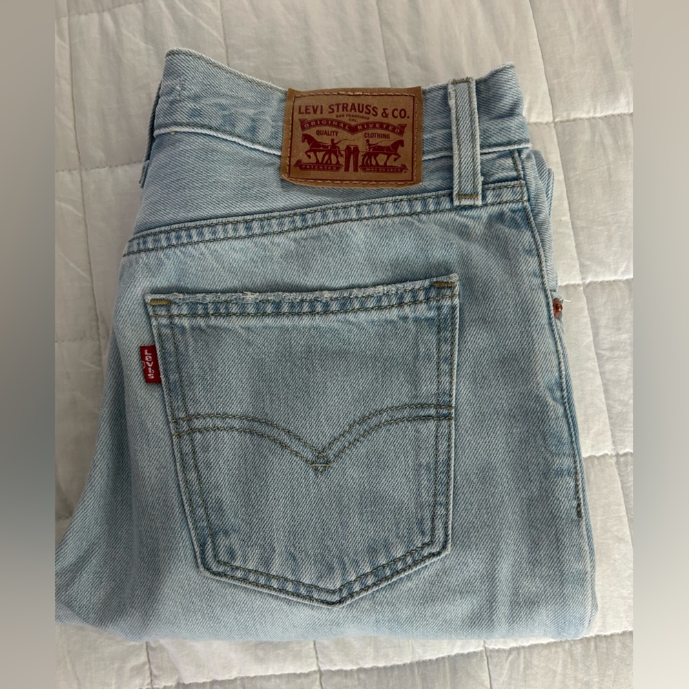 Levi's Low Pro Straight women’s Jeans